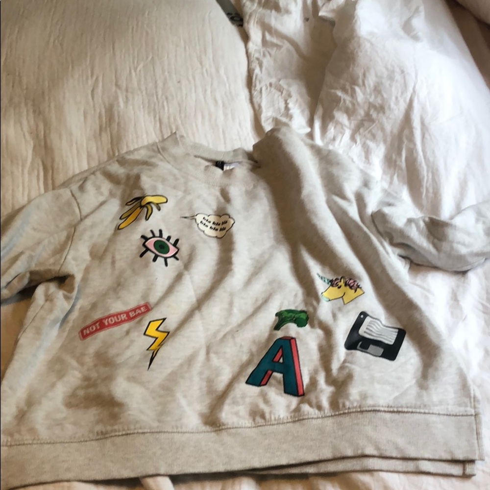 Graphic sweater